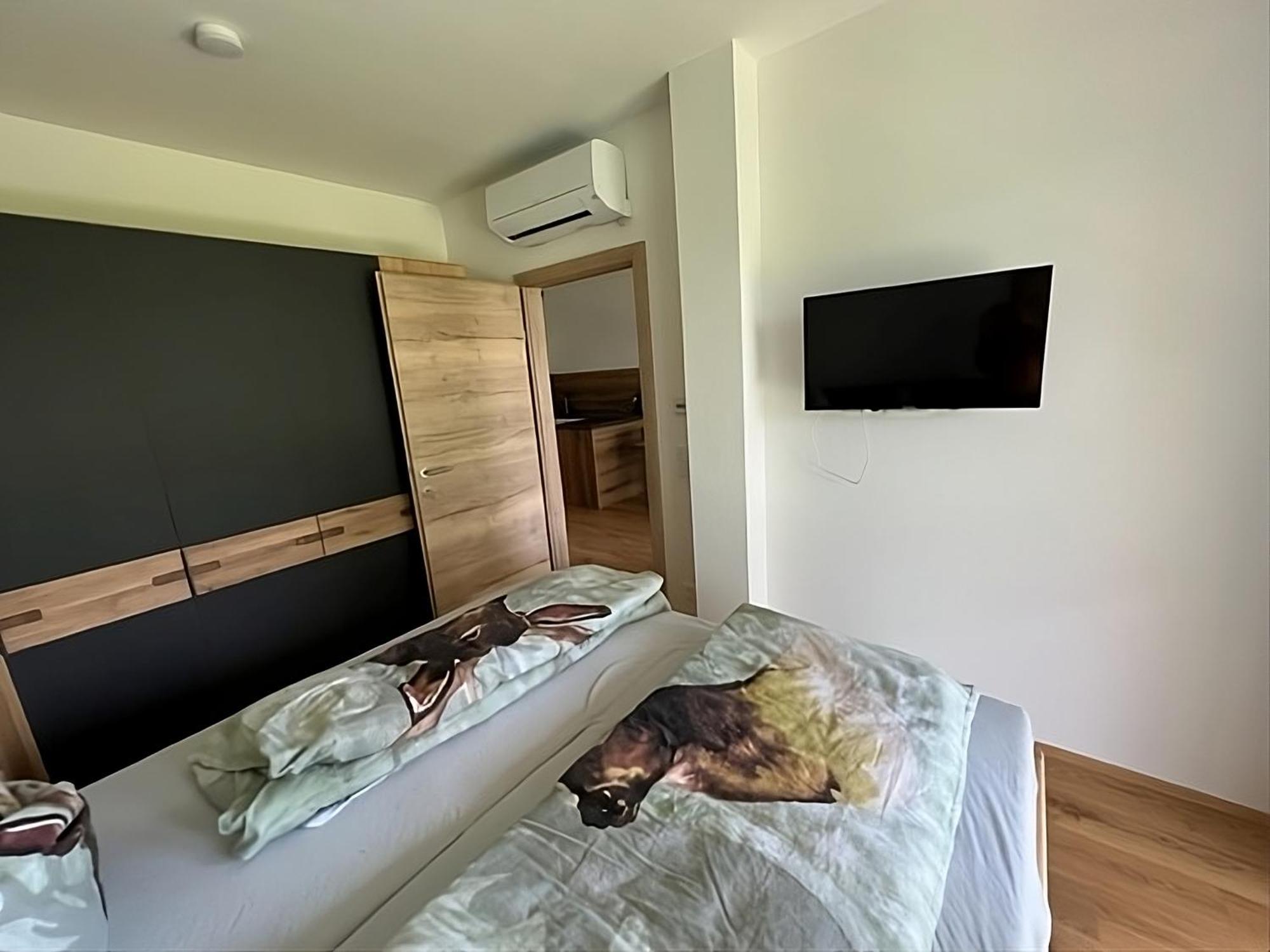 Wohlfuehloase Gabriela Apartment Bad Radkersburg Bagian luar foto